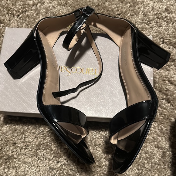 The Limited Patent Leather Sandals - Picture 6 of 9